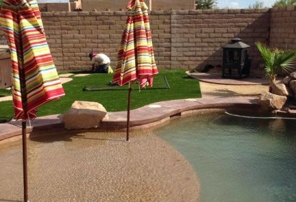 gtb_desertcoral_pool1